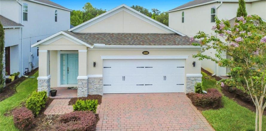 House in Sanford, Florida 3 bedrooms, 154.5 sq.m. № 2396240