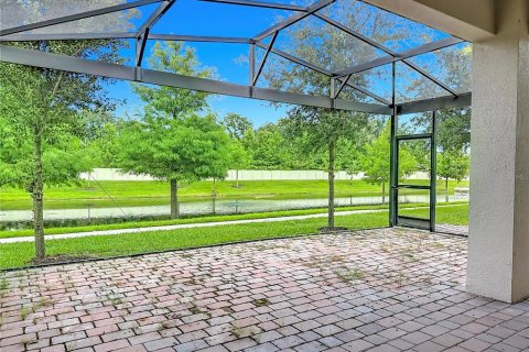 House in Sanford, Florida 3 bedrooms, 154.5 sq.m. № 2396240 - photo 25