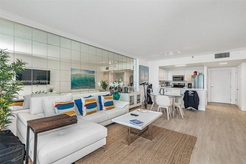 Copropriété à louer à Miami Beach, Floride: 1 chambre, 78.97 m2 № 2390500 - photo 7