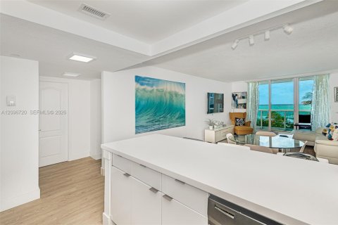 Copropriété à louer à Miami Beach, Floride: 1 chambre, 78.97 m2 № 2390500 - photo 15