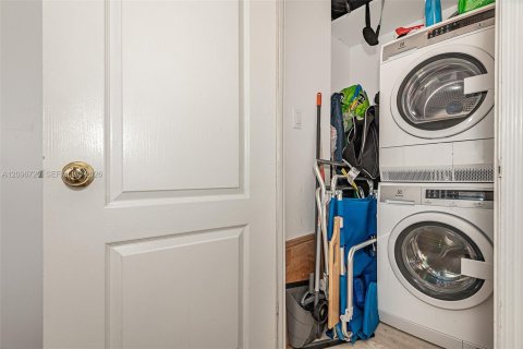 Copropriété à louer à Miami Beach, Floride: 1 chambre, 78.97 m2 № 2390500 - photo 22