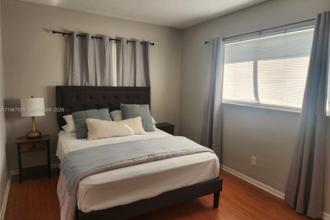 Condominio en venta en Wilton Manors, Florida, 2 dormitorios, 73.21 m2 № 2028760 - foto 10