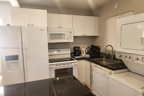 Condominio en venta en Wilton Manors, Florida, 2 dormitorios, 73.21 m2 № 2028760 - foto 7