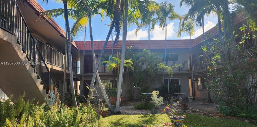Condominio en Wilton Manors, Florida, 2 dormitorios  № 2028760