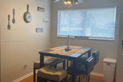 Condominio en venta en Wilton Manors, Florida, 2 dormitorios, 73.21 m2 № 2028760 - foto 9