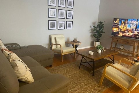 Condominio en venta en Wilton Manors, Florida, 2 dormitorios, 73.21 m2 № 2028760 - foto 18