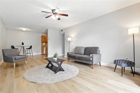 Купить кондоминиум в Винтер-Парк, Флорида 6 комнат, 81.85м2, № 1909534 - фото 9