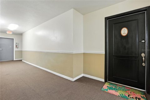 Купить кондоминиум в Винтер-Парк, Флорида 6 комнат, 81.85м2, № 1909534 - фото 2