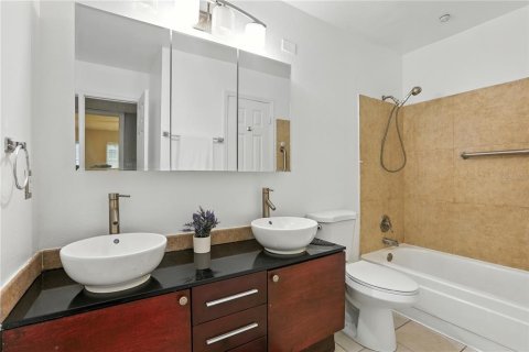 Купить кондоминиум в Винтер-Парк, Флорида 6 комнат, 81.85м2, № 1909534 - фото 15