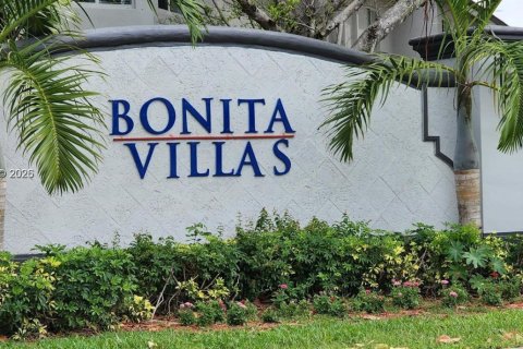 Touwnhouse à Miami, Floride 3 chambres, 106.84 m2 № 1998664