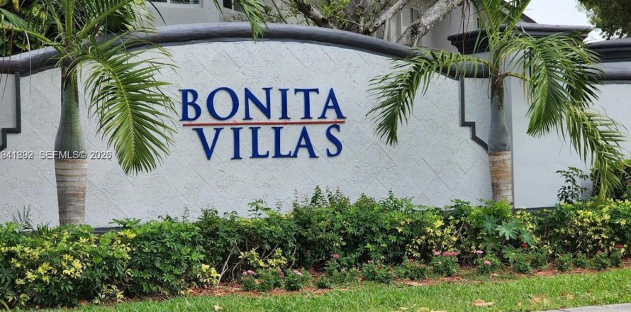 Touwnhouse à Miami, Floride 3 chambres, 106.84 m2 № 1998664