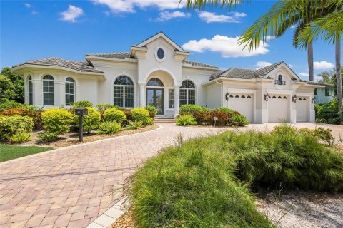 Villa ou maison à Bradenton, Floride 4 chambres, 351.08 m2 № 2308311