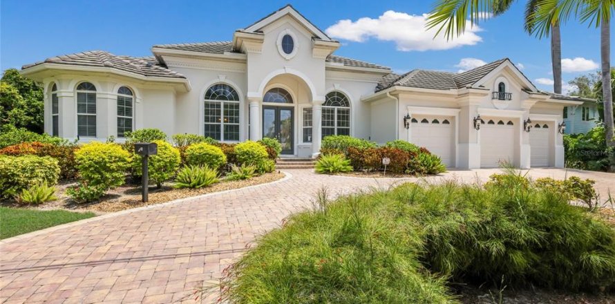 Villa ou maison à Bradenton, Floride 4 chambres, 351.08 m2 № 2308311