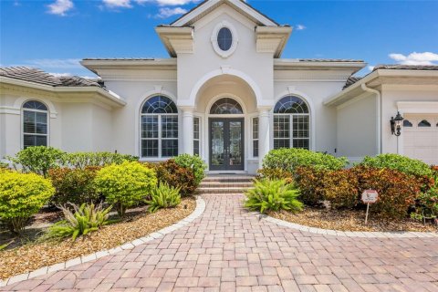 Villa ou maison à vendre à Bradenton, Floride: 4 chambres, 351.08 m2 № 2308311 - photo 4