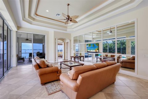 Villa ou maison à vendre à Bradenton, Floride: 4 chambres, 351.08 m2 № 2308311 - photo 22