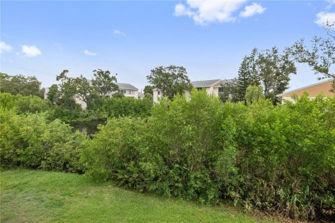 Apartamento en alquiler en Saint Petersburg, Florida, 1 dormitorio, 70.61 m2 № 1919286 - foto 16