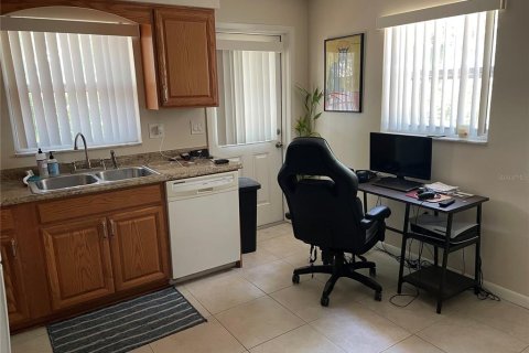 Appartement à louer à Palm Harbor, Floride: 2 chambres, 75.34 m2 № 1840221 - photo 5
