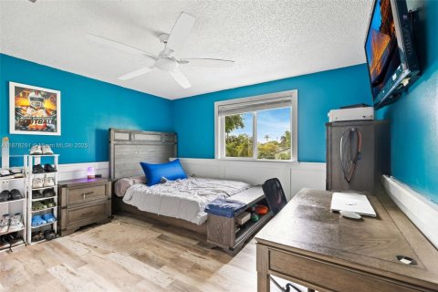 House in Weston, Florida 4 bedrooms, 231.05 sq.m. № 1896183 - photo 24