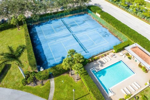 Condominio en venta en Palm Beach Gardens, Florida, 2 dormitorios, 121.24 m2 № 868760 - foto 1