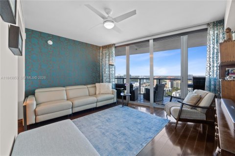 Condo in Sunny Isles Beach, Florida, 3 bedrooms № 2089881 - photo 24