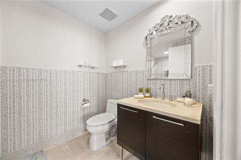 Condo in Sunny Isles Beach, Florida, 3 bedrooms № 2089881 - photo 25