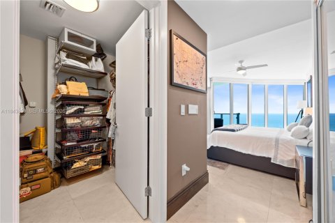 Condo in Sunny Isles Beach, Florida, 3 bedrooms № 2089881 - photo 22