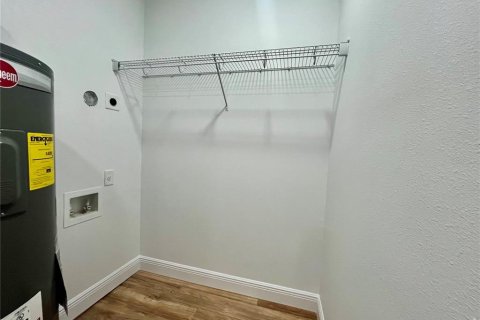 Touwnhouse à vendre à Tampa, Floride: 3 chambres, 139.95 m2 № 2149497 - photo 11