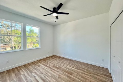 Touwnhouse à vendre à Tampa, Floride: 3 chambres, 139.95 m2 № 2149497 - photo 10