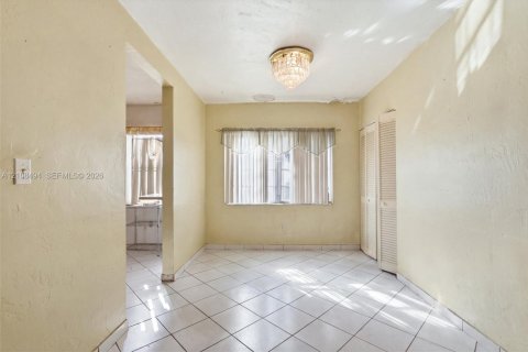 Casa en venta en Miami, Florida, 3 dormitorios, 121.52 m2 № 2429990 - foto 9
