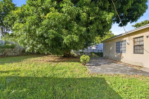 Casa en venta en Miami, Florida, 3 dormitorios, 121.52 m2 № 2429990 - foto 20