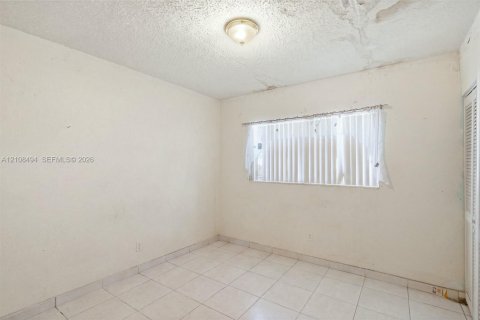Casa en venta en Miami, Florida, 3 dormitorios, 121.52 m2 № 2429990 - foto 16