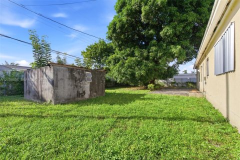 Casa en venta en Miami, Florida, 3 dormitorios, 121.52 m2 № 2429990 - foto 19