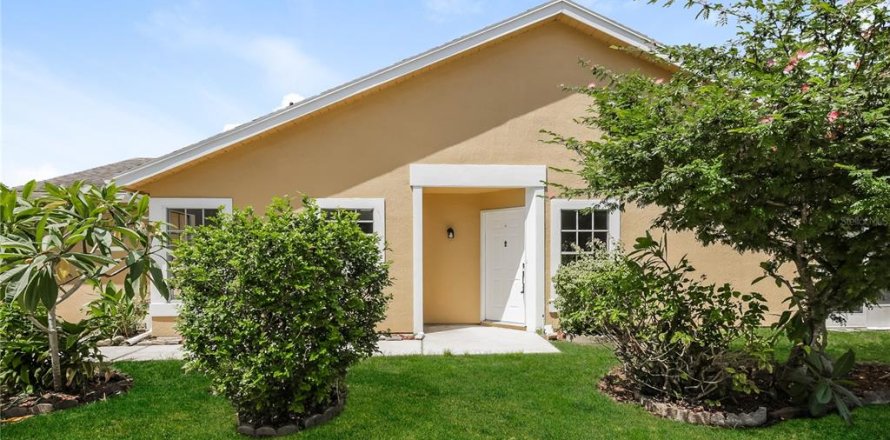 House in New Port Richey, Florida 2 bedrooms, 106.09 sq.m. № 1916568