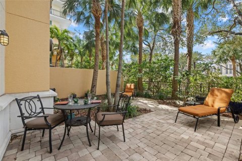 Condominio en venta en Sarasota, Florida, 1 dormitorio, 156.45 m2 № 2094219 - foto 2