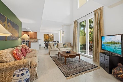 Condominio en venta en Sarasota, Florida, 1 dormitorio, 156.45 m2 № 2094219 - foto 3