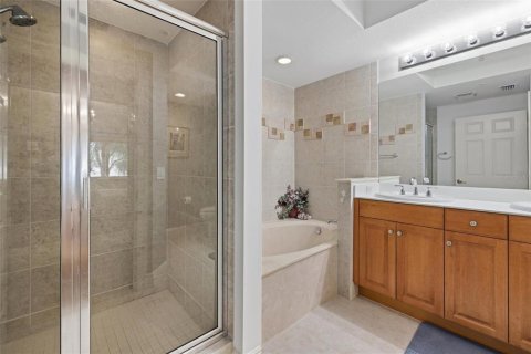 Condominio en venta en Sarasota, Florida, 1 dormitorio, 156.45 m2 № 2094219 - foto 22