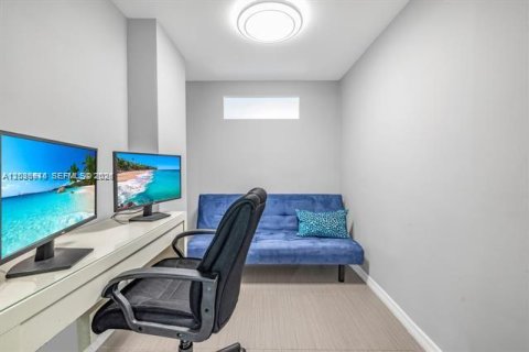 Copropriété à louer à Sunny Isles Beach, Floride: 2 chambres, 142.79 m2 № 2084519 - photo 14