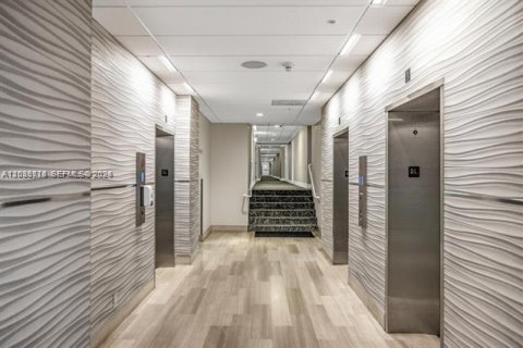 Copropriété à louer à Sunny Isles Beach, Floride: 2 chambres, 142.79 m2 № 2084519 - photo 27
