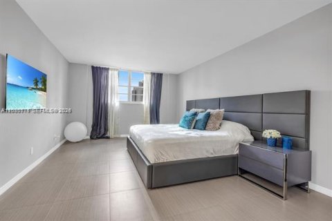 Copropriété à louer à Sunny Isles Beach, Floride: 2 chambres, 142.79 m2 № 2084519 - photo 19