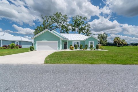 Villa ou maison à vendre à Trenton, Floride: 3 chambres, 151.99 m2 № 1819616 - photo 2