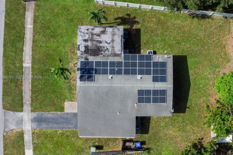 Casa en venta en Pembroke Pines, Florida, 3 dormitorios, 118.54 m2 № 2261588 - foto 23