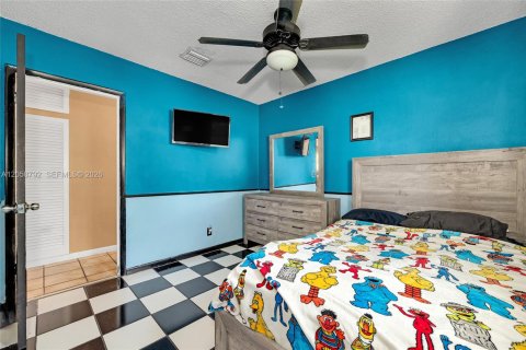 Casa en venta en Pembroke Pines, Florida, 3 dormitorios, 118.54 m2 № 2261588 - foto 21
