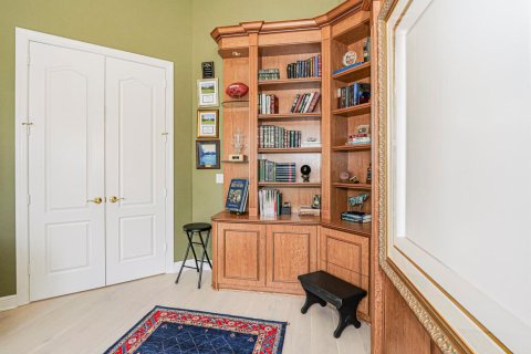 Купить виллу или дом в Палм Сити, Флорида 13 комнат, 501.02м2, № 2146363 - фото 23