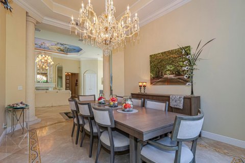 Купить виллу или дом в Палм Сити, Флорида 13 комнат, 501.02м2, № 2146363 - фото 12
