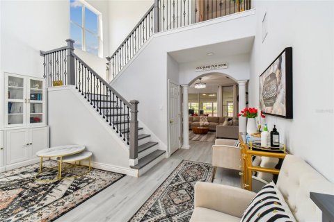 Снять в аренду виллу или дом в Тампа, Флорида 8 комнат, 295.8м2, № 2101379 - фото 7