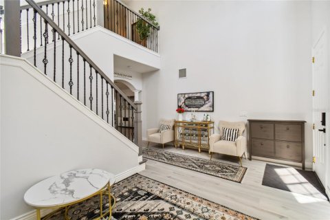 Снять в аренду виллу или дом в Тампа, Флорида 8 комнат, 295.8м2, № 2101379 - фото 8