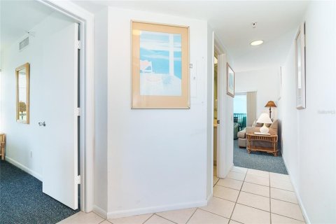 Condo in Placida, Florida, 1 bedroom № 2098556 - photo 3