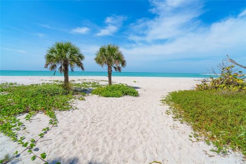Condo in Placida, Florida, 1 bedroom № 2098556 - photo 24