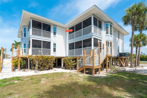 Condo in Placida, Florida, 1 bedroom № 2098556