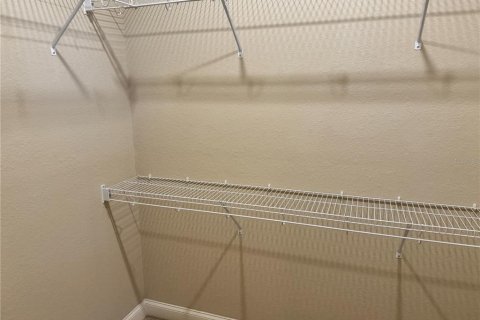 Купить виллу или дом в Малберри, Флорида 8 комнат, 153.29м2, № 2094213 - фото 26